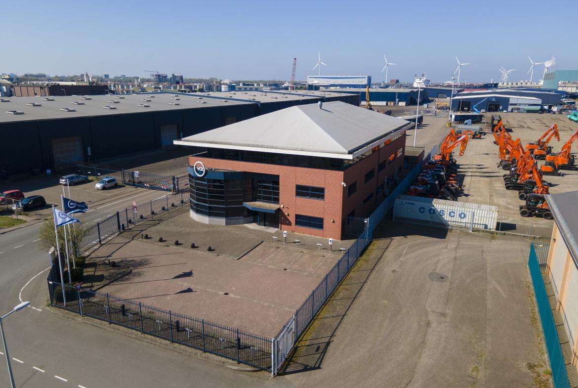 TE HUUR: Valreep 13                               Amsterdam Sloterdijk – Westelijk Havengebied
